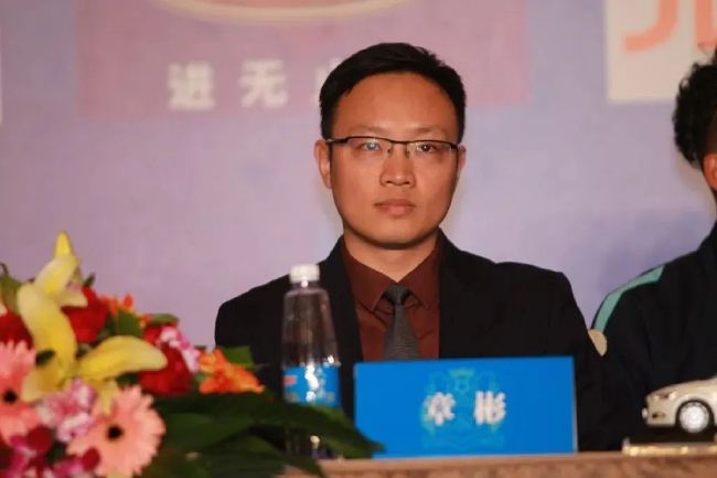 亚洲欧美精品中文字幕